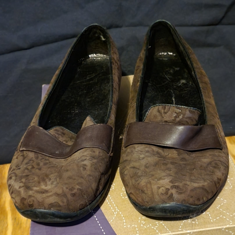 DANSKO Oksana Floral Shoe